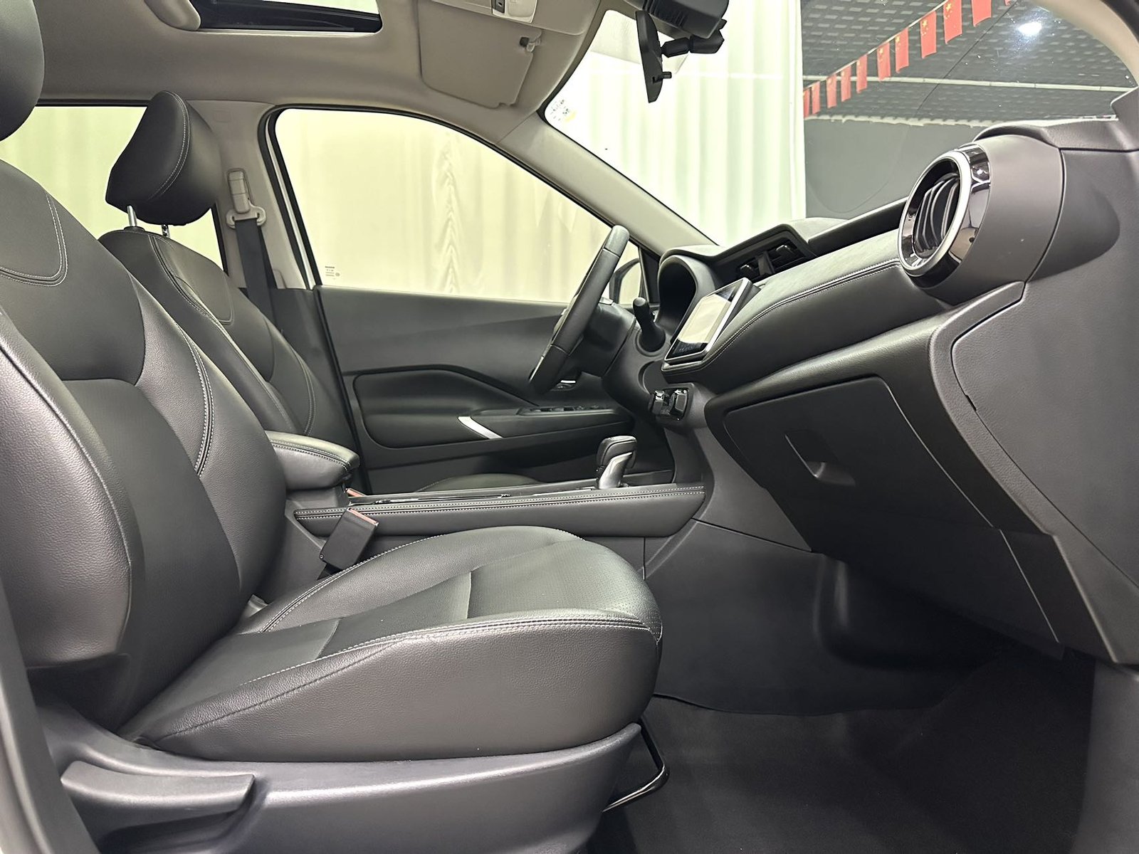 Nissan Kicks 2022, 1.5 л вариатор CVT, комплектация XV Luxury — изображение 8