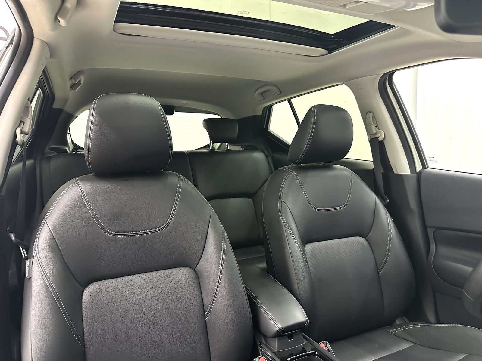 Nissan Kicks 2022, 1.5 л вариатор CVT, комплектация XV Luxury — изображение 11