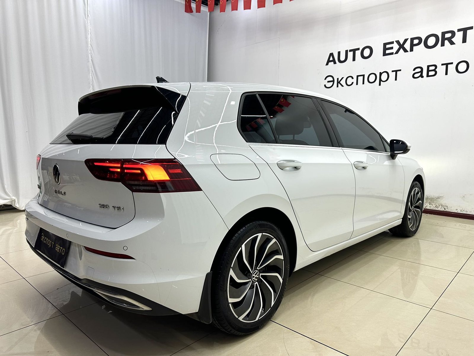 Volkswagen Golf 2023, 280TSI DSG Pro — изображение 4