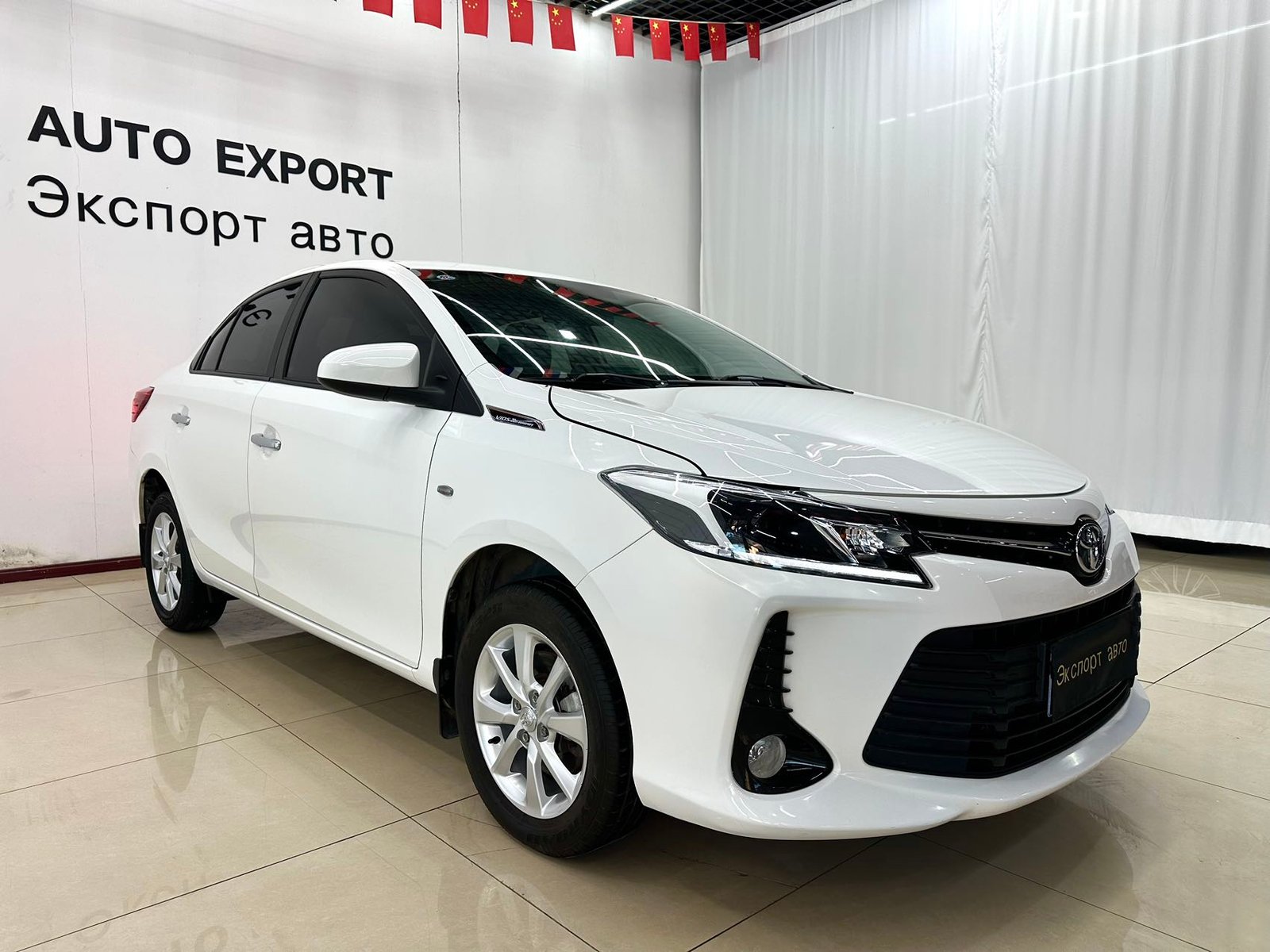 Toyota Vios 2022, 1.5L 20th Anniversary — изображение 3