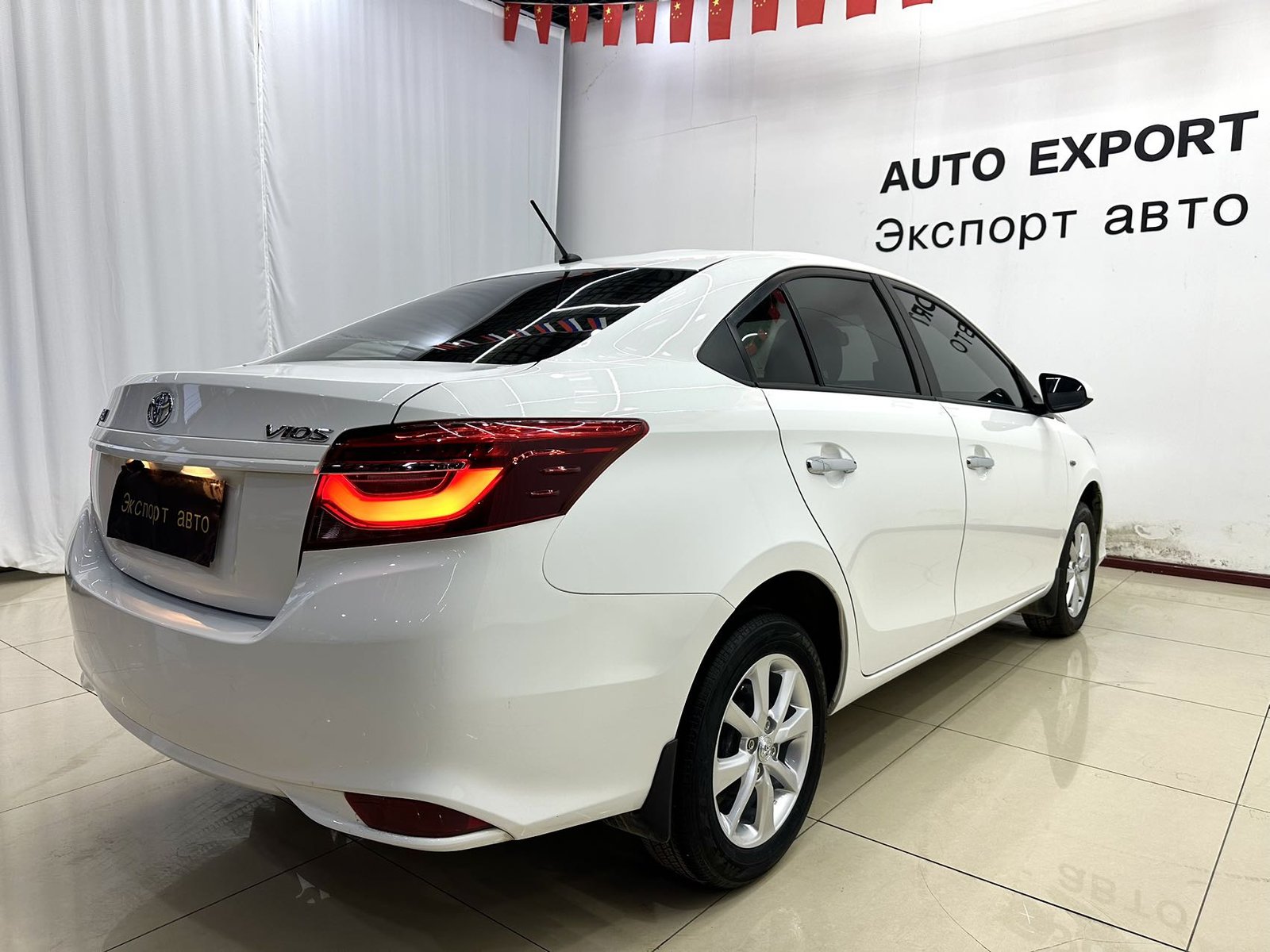 Toyota Vios 2022, 1.5L 20th Anniversary — изображение 4
