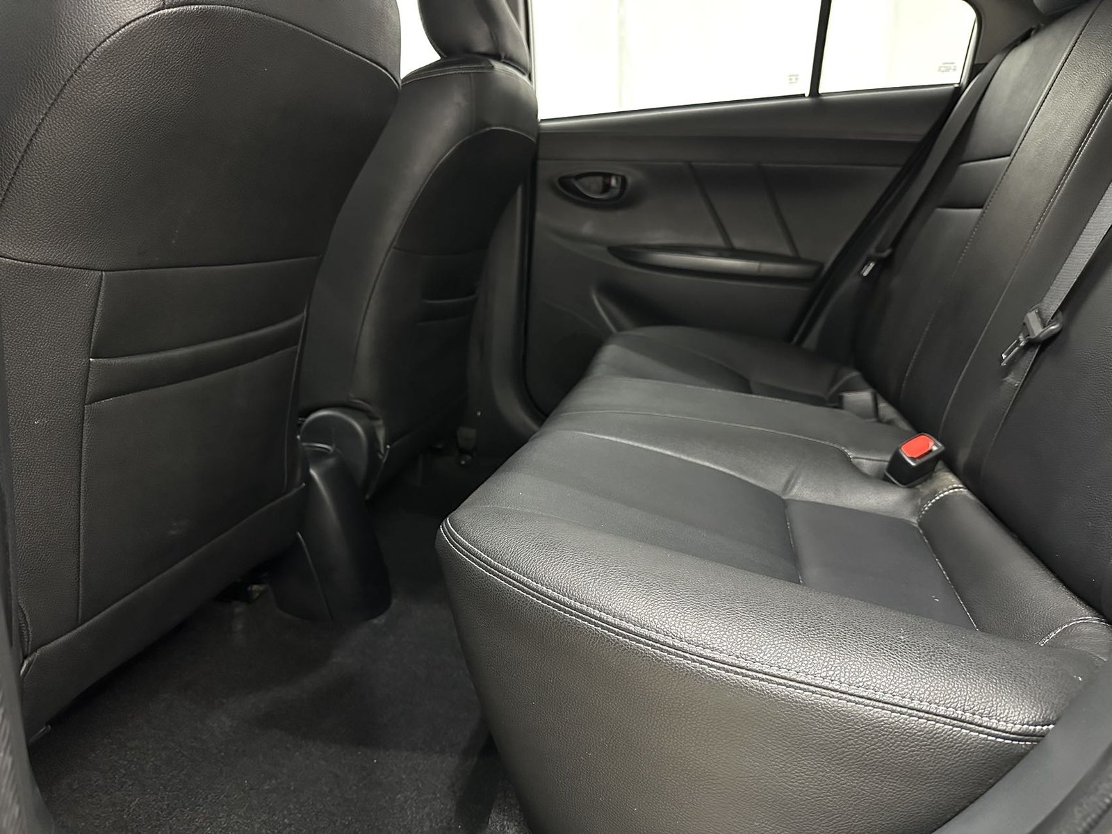 Toyota Vios 2022, 1.5L 20th Anniversary — изображение 8