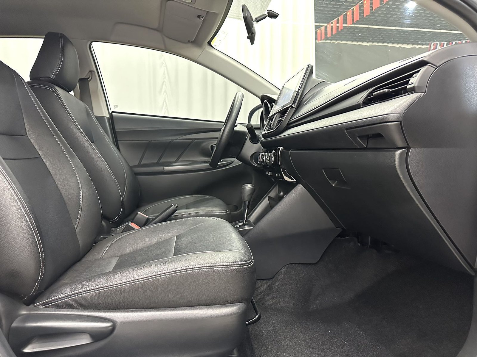 Toyota Vios 2022, 1.5L 20th Anniversary — изображение 10