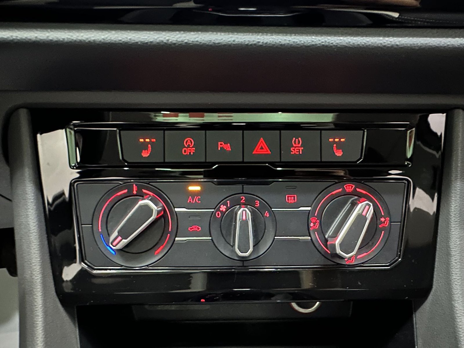JettaVS7 2020 года 1.4 л турбо Automatic Enjoy Edition — изображение 15