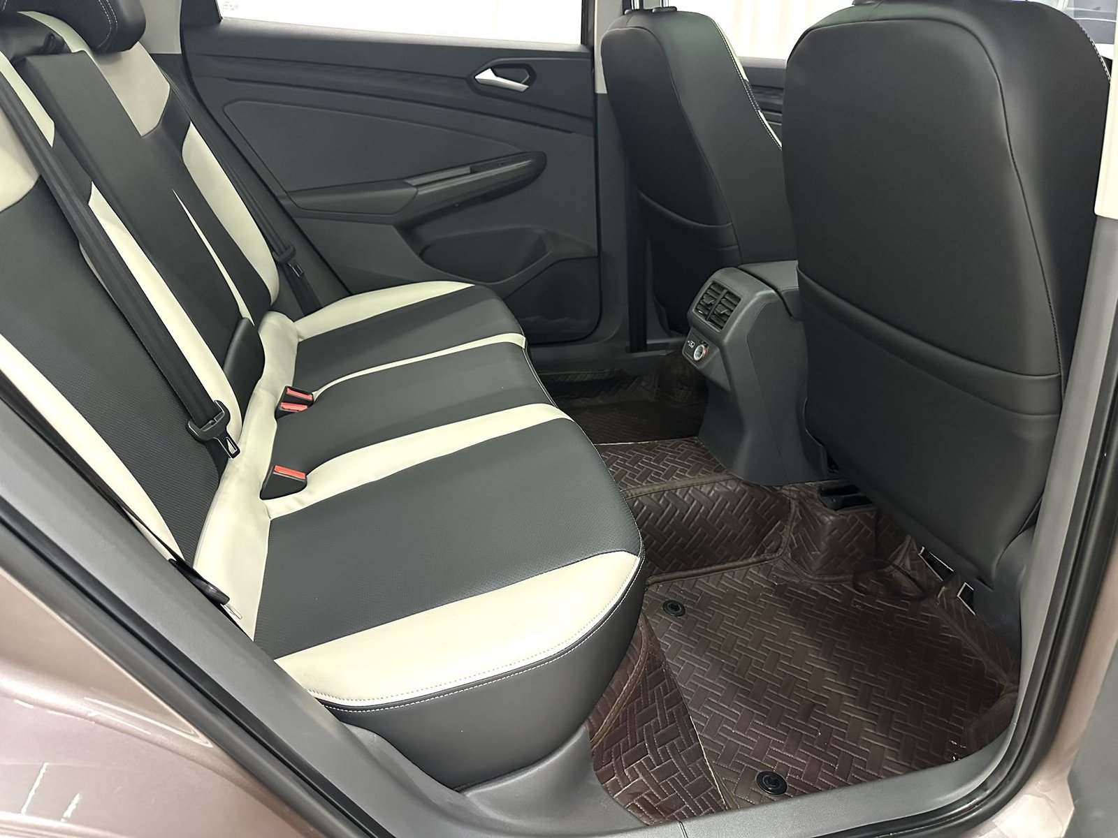 JettaVS7 2020 года 1.4 л турбо Automatic Enjoy Edition — изображение 12