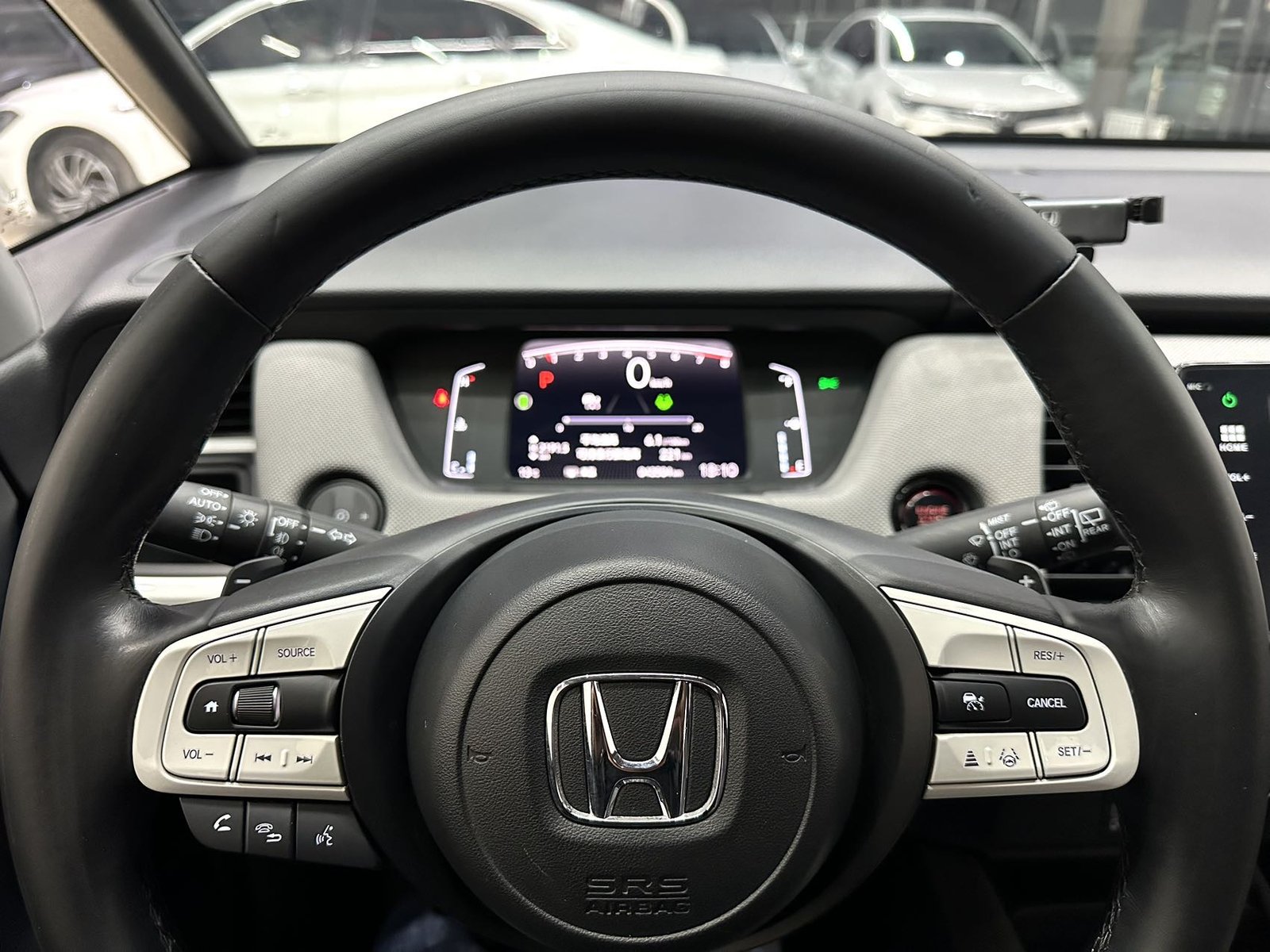 Honda LIFE 2022 год, двигатель 1.5 л, вариатор CVT, комплектация CROSS Люкс — изображение 16